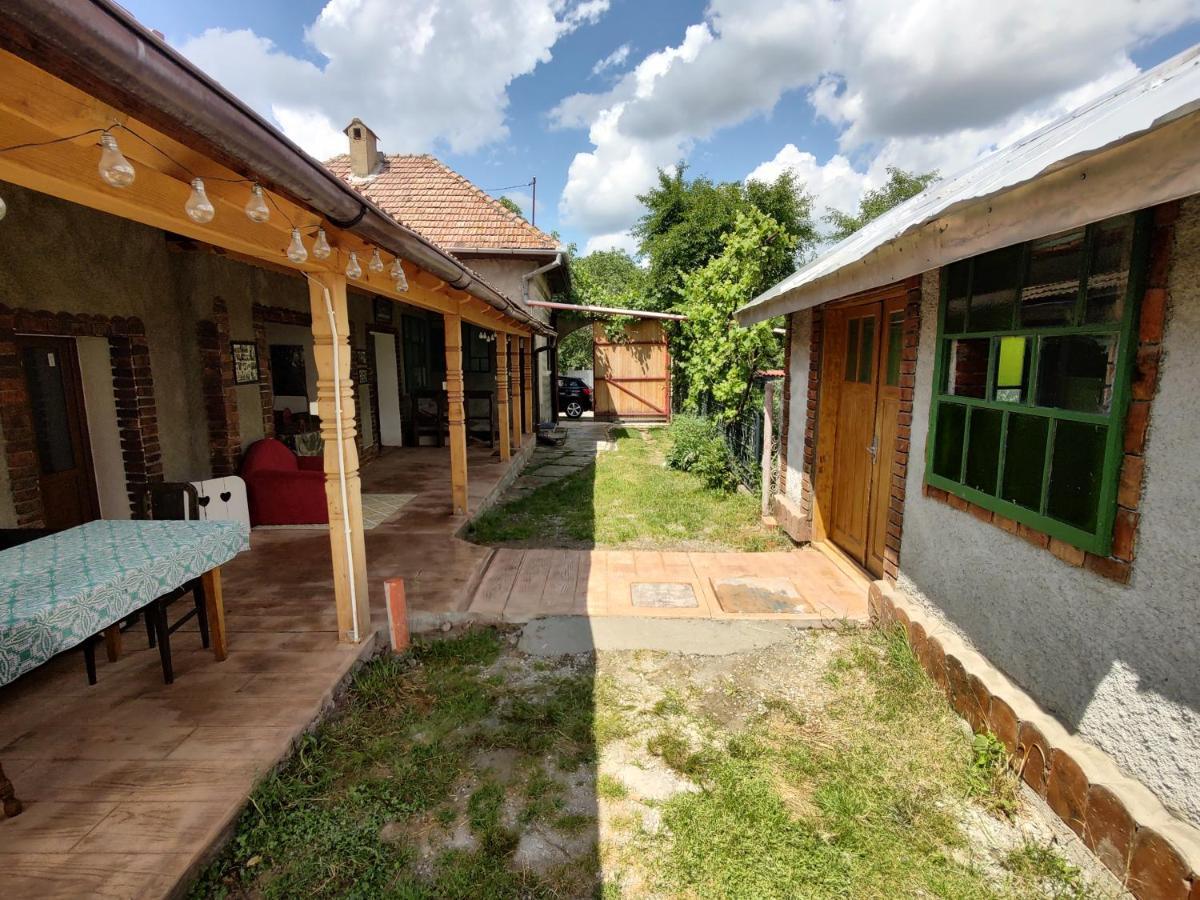 La Tataia Zahei Otel Dragus Dış mekan fotoğraf