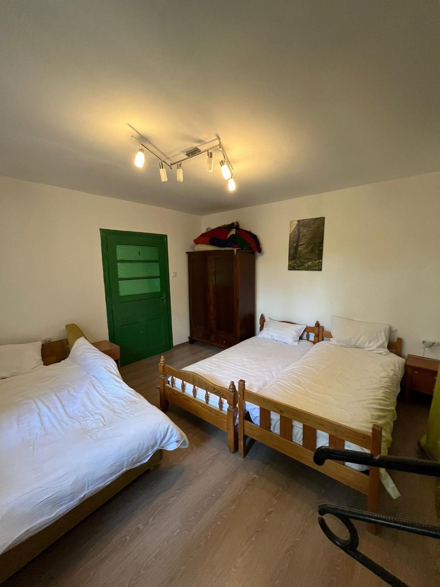 La Tataia Zahei Otel Dragus Oda fotoğraf